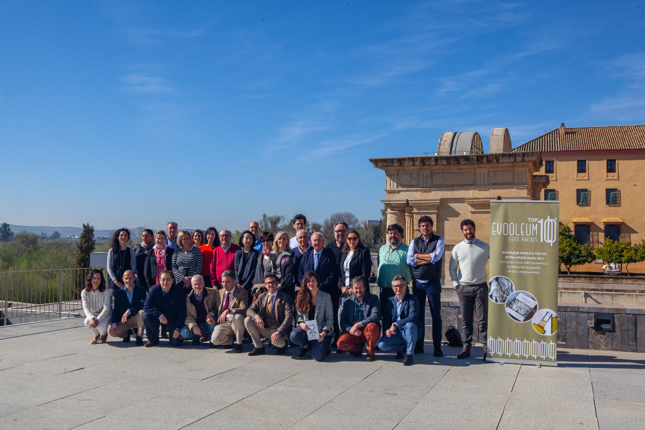 Gruppe der 23 Juroren des Awards